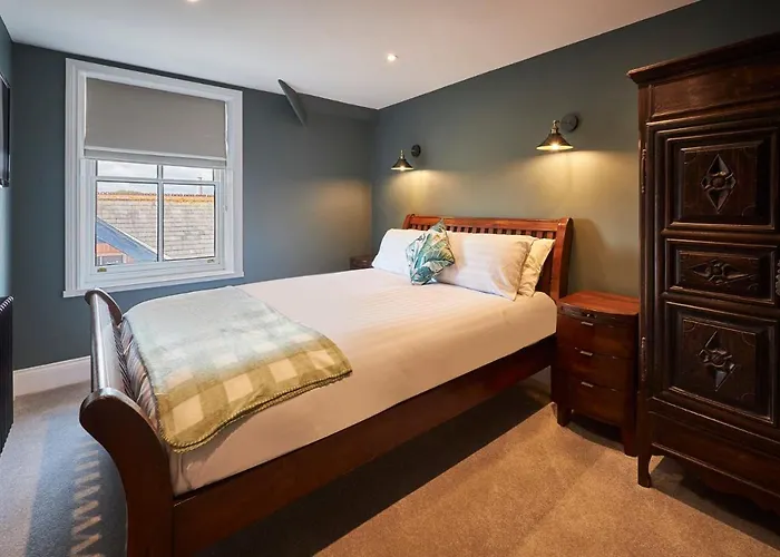 Host & Stay - 1895 At Whitby